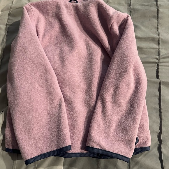 Pink fleece kids jacket. No tag, was cut out... coat in good shape. 2T or 3T. - Picture 3 of 4